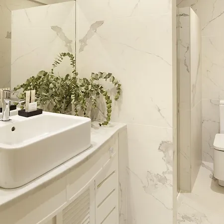 Playa De La Concha 10 By Feelfree 산세바스티안