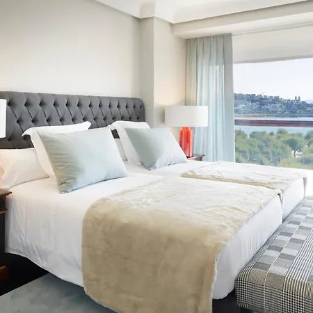 Playa De La Concha 10 By Feelfree * 산세바스티안