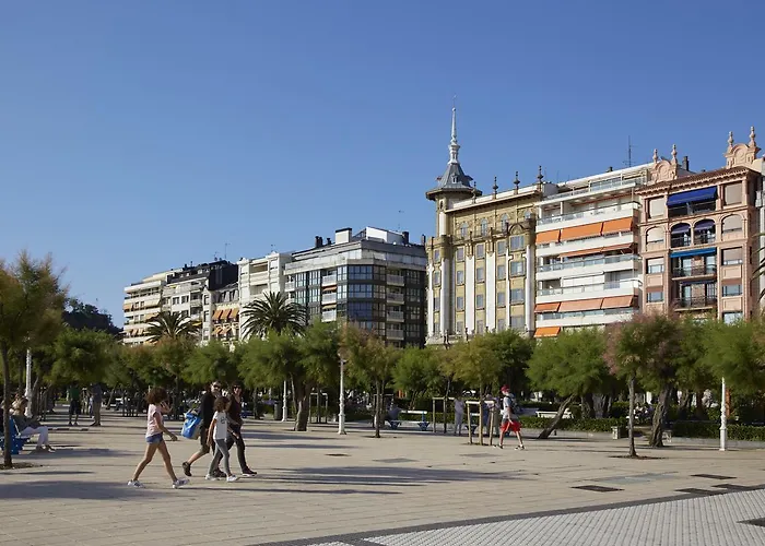 Playa De La Concha 10 By Feelfree 산세바스티안